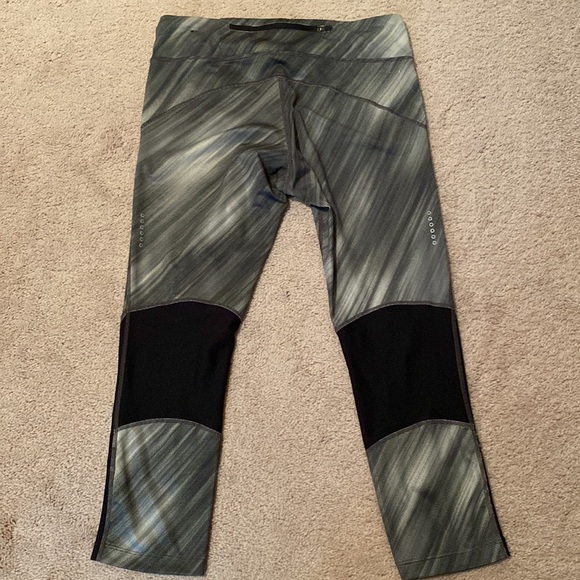 Nike DriFit Black & Grey Pants - Picture 2 of 5